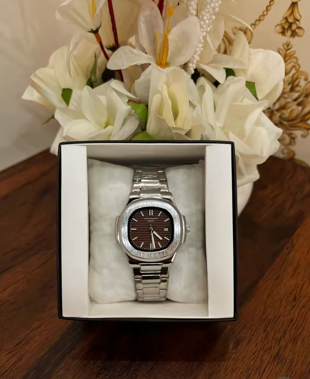 Elegant Patek Philippe Nautilus Stainless Steel Watch