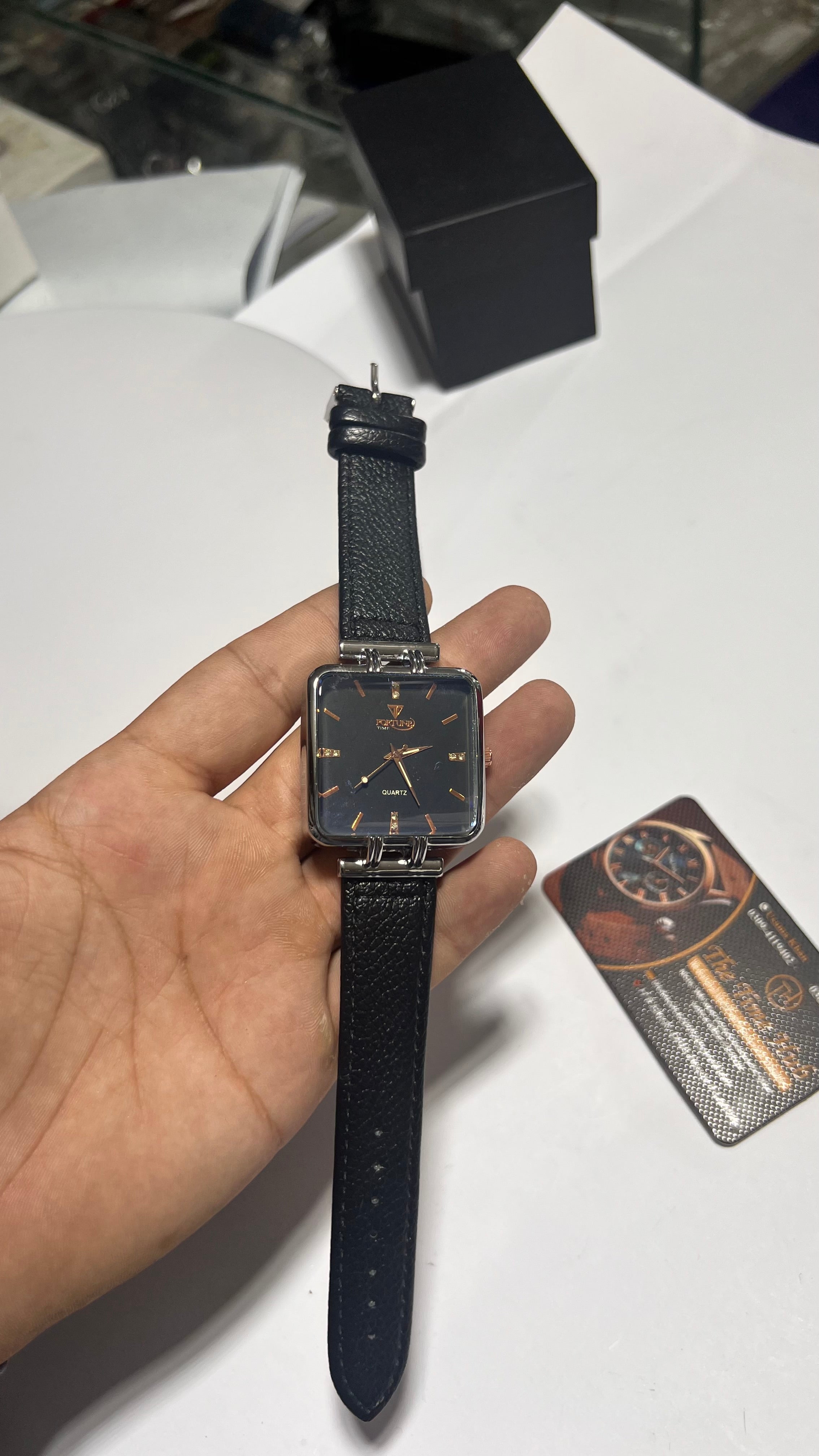 Premium Leather Strap Watch for Men – Elegant & Timeless Style | Time Hub